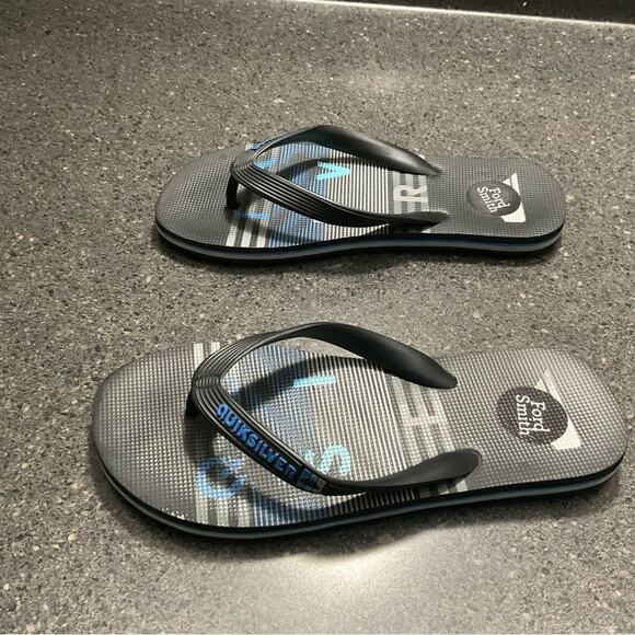 Quicksilver Molokai Slab Flip-Flops - Picture 3 of 6